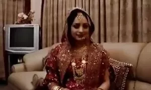 ساوانا فاکس به عکس سکسی کیرتوکس شوهر و دوستش هدیه می کند