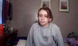 برای اینکه حوصله اش نیفتد ، وی خواستار عکس سکسیکس ماساژ گربه شد